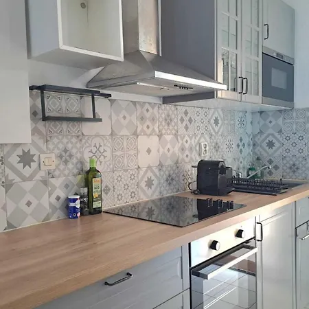 דירה Bright With Balcony In מונפלייה